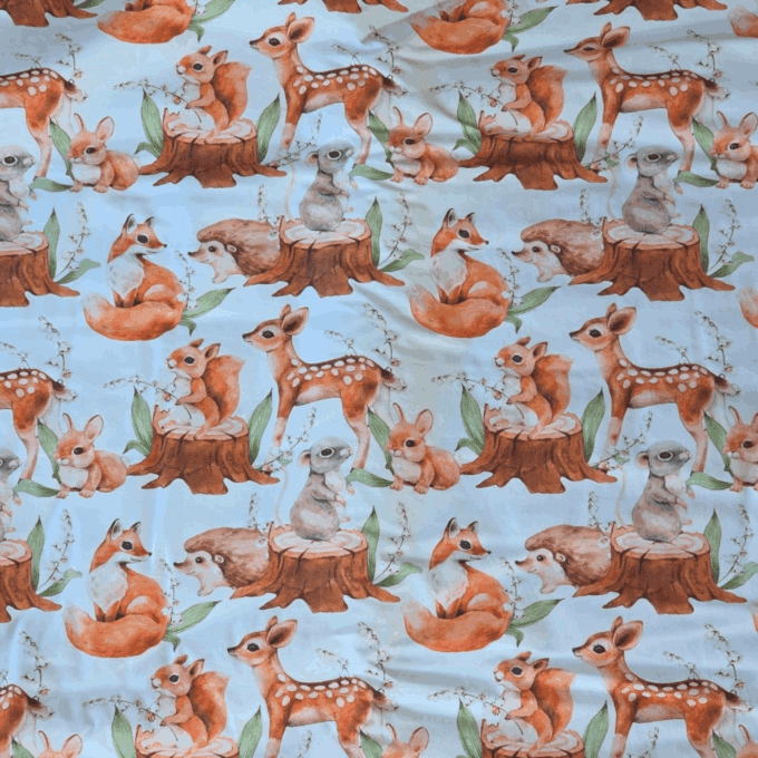 Gigoteuse biches forêts