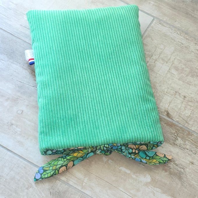 Pochette grand livre de poche et tablette 